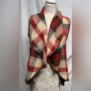 Woman’s Plaid flannel Open Front Vest size small